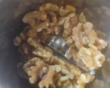 வால்நட் டேட்ஸ் பட்டர் ஸ்காட்ச்(Walnut dates butter scotch recipe inn tamil) ரெசிபி ஸ்டேப் 1 புகைப்படம்