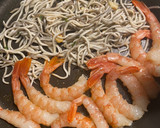 Foto del paso 3 de la receta: Pasta a la marinera con fumet
