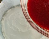 Foto del passaggio 7 della ricetta Cheesecake alle fragole