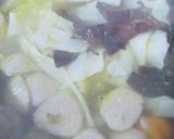 Foto langkah ke 4 dari resep 378. Sup Kimlo Kembang Tahu Simpel.