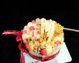 Foto langkah ke 7 dari resep Birthday Cake Flying Noodle with Indomie Goreng.