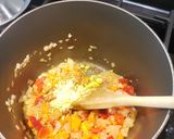 Foto del paso 1 de la receta: Sopa de habas y arvejas tiernas.