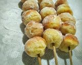 Foto langkah ke 11 dari resep Donat "Menul" Kinyis-Kinyis.