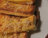 Foto langkah ke 4 dari resep Roti Panggang Almond.