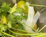 A picture of step 2 of Swiss-Oaxacan Green Enchiladas 🤔😅.