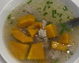 Hình bước làm 4 của món Canh bí đỏ thịt nạc băm