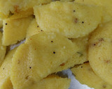 सूजी की इंस्टेंट मसाला इडली (sooji ke instant masala idli recipe in Hindi) रेसिपी चरण 5 फोटो