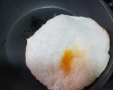 Foto del paso 3 de la receta: Huevo frito esponjoso