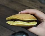 Foto langkah ke 6 dari resep Dorayaki isi coklat.