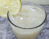 Foto langkah ke 3 dari resep Honey Lemon Yakult.