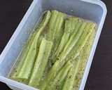Foto del paso 1 de la receta: Pencas de acelga a la vinagreta 🥬