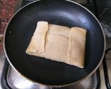 A picture of step 4 of Bada roti.