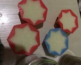 Foto langkah ke 3 dari resep Puding Saus Strawberry.