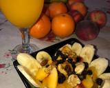 Foto del paso 5 de la receta: Desayuno con frutas frescas y frutos secos 😋
