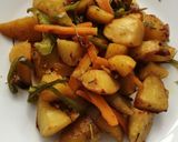 A picture of step 5 of Tandoori potatoes.