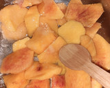 Foto del paso 1 de la receta: Mermelada casera de melocotón