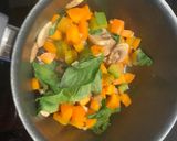 รูปขั้นตอนการทำที่ 2 ของ Veggie Pad Kapraw Mushroom (Non-Oil)