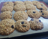 Foto del paso 2 de la receta: Galletitas de avena con pasas de uva