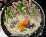 Foto del paso 3 de la receta: Paella de Pollo y Magro de Cerdo