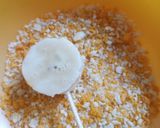 Foto langkah ke 4 dari resep Banana Lollipop (3 bahan).
