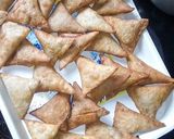 A picture of step 14 of Samosas.