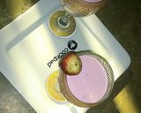 A picture of step 2 of Strawberry shake🍓.