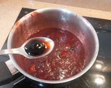 Foto del paso 4 de la receta: Salsa de frutos rojos (para magret de pato o queso brie)