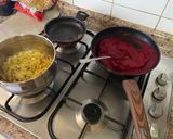 Foto del paso 4 de la receta: Salsa de betarraga/remolachapara fideos 🍝 (incluye alternativa vegana)