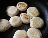 Foto langkah ke 5 dari resep Wingko panggang teflon.