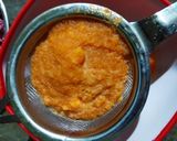 A picture of step 3 of Colourful Rava Ladoos.