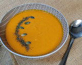 Foto del paso 8 de la receta: Crema de zanahoria y puerro con pimientos asados
