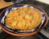 Une image de l'étape 6 de Tarte renversée aux pêches blanches du jardin pâte brisée à la pomme.
