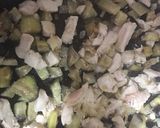 Foto del paso 2 de la receta Arroz meloso de pollo, berenjena y cabrales (con leche de almendra)