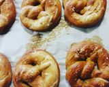 Foto del passaggio 10 della ricetta 1° ricetta "Oktoberfest a casa": Bretzel!