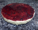 Foto del paso 1 de la receta: Tarta de queso con mermelada de frutos rojos