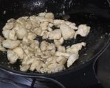 A picture of step 2 of Dry Chicken chilli.