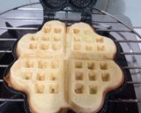 Foto langkah ke 4 dari resep Waffle.