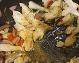 A picture of step 3 of Chicken-mayo sandwich.