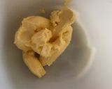A picture of step 2 of Lemon cake.