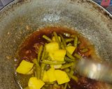 A picture of step 3 of Guvar batata.