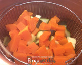 Foto del paso 1 de la receta: Crema de calabacín y calabaza con crujiente de jamón