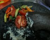 Foto langkah ke 2 dari resep Sambal sari laut / kemangi.