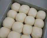Foto langkah ke 3 dari resep Bomboloni isi vanilla pastry cream.