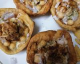 A picture of step 2 of Katori Chaat🥙.