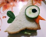 इमोजी बर्ड सैंडविच (Emoji Bird sandwich recipe in Hindi) रेसिपी चरण 4 फोटो