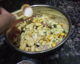 A picture of step 4 of Singhada Chaat.