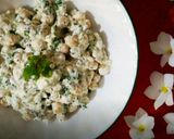 A picture of step 12 of Desi dahi chole.