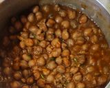 A picture of step 4 of Pindi Chole.