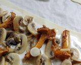 Foto del paso 5 de la receta: Pizza blanca de setas
