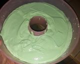 Foto langkah ke 5 dari resep Bolu kukus simple.